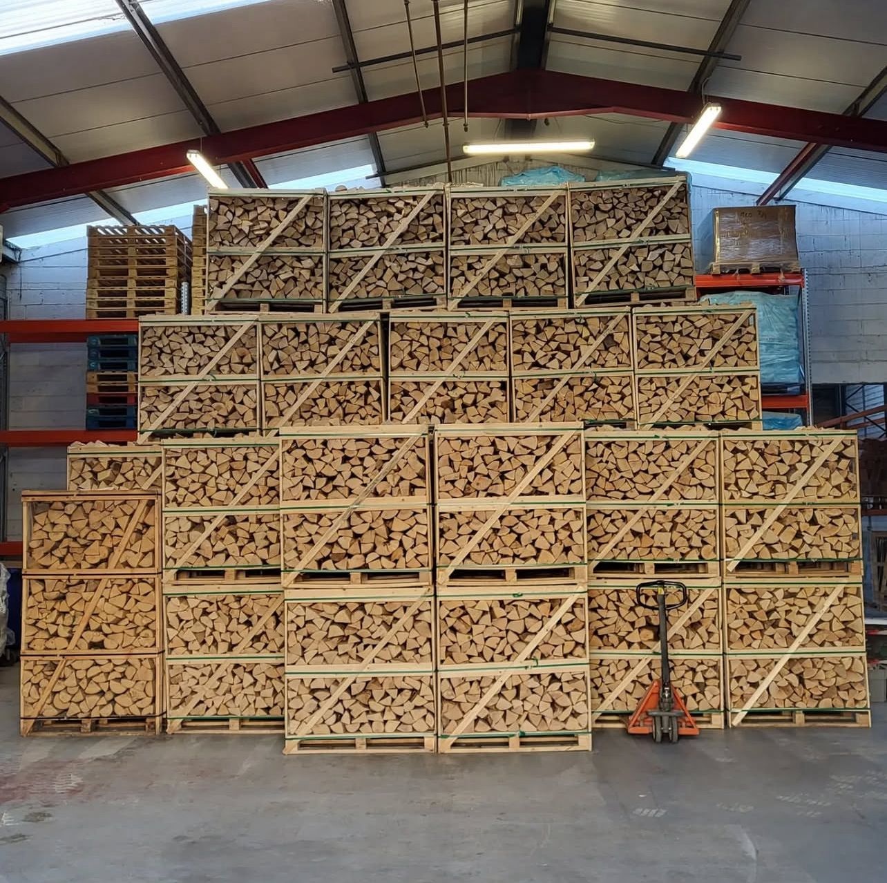 Hochwertige Eiche Brennholz für lange und saubere