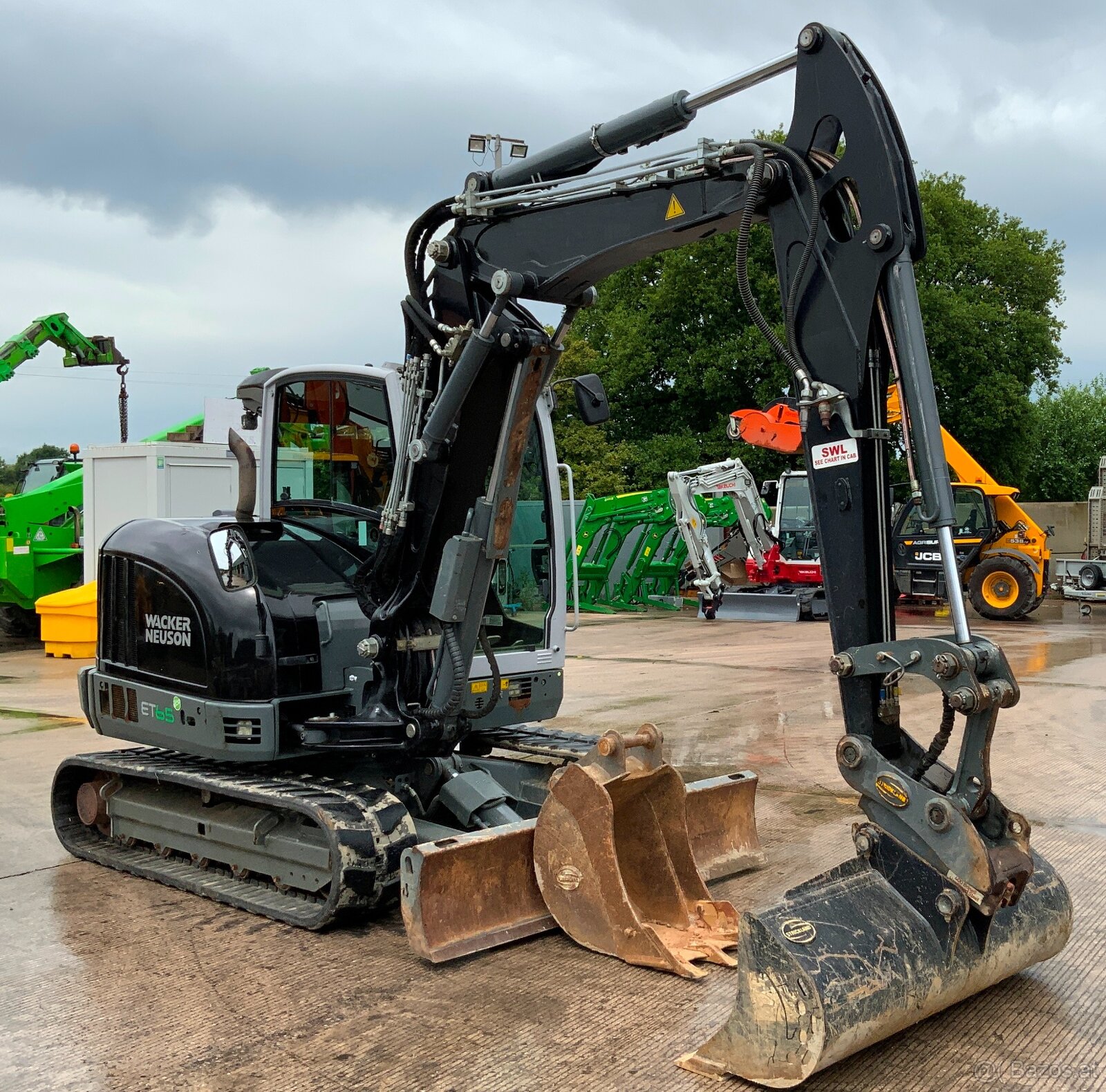 Bagger Wacker Neuson ET 65 Takeuchi Kubota - dreifaches Arm