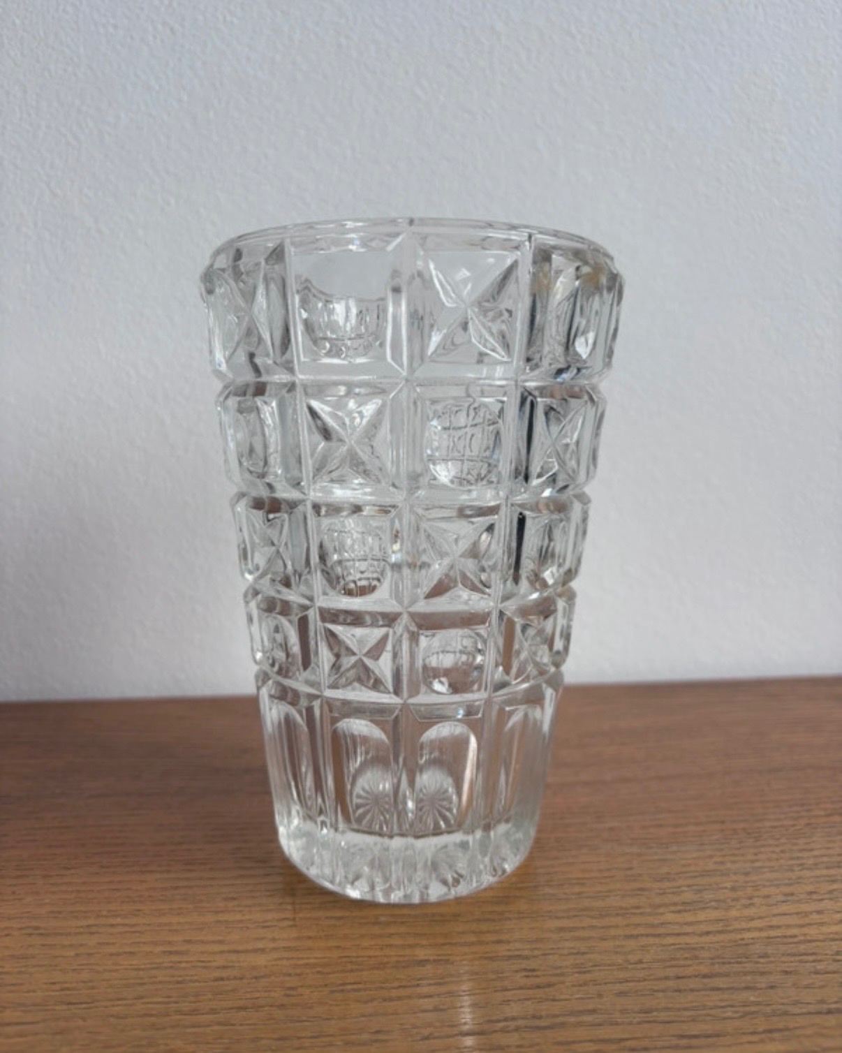 Vase OXO – Jiří Zejmon, Sklo Union