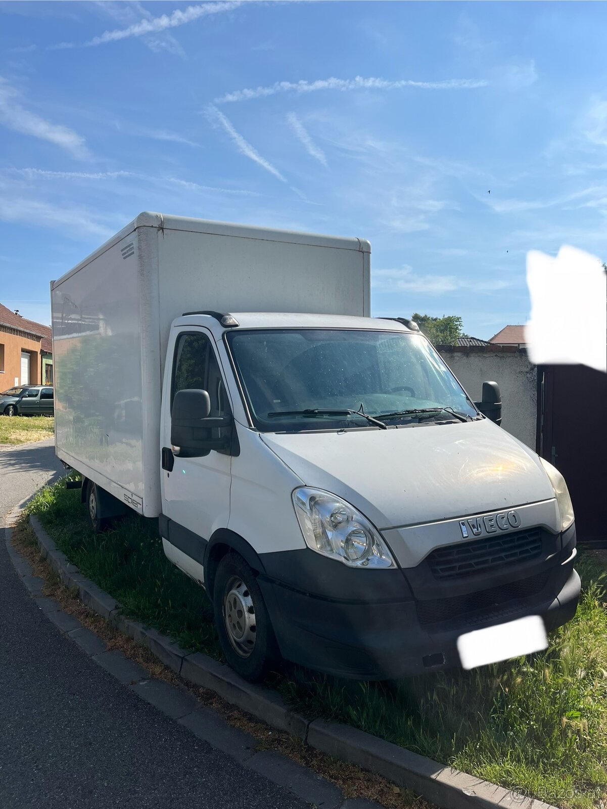 Iveco DAILY 2.3 35S13 - hydraulische Plattform