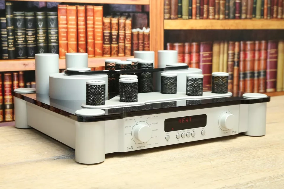 T + A P 10 Preamplifier