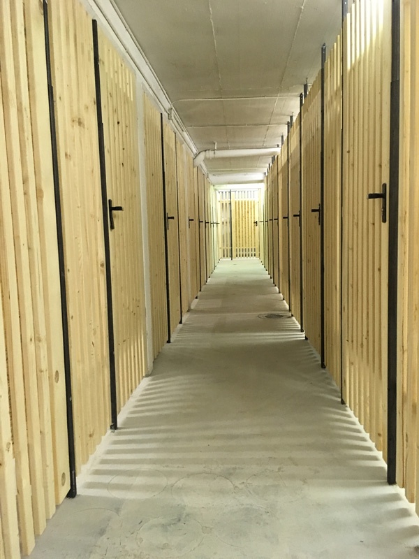 Vermiete Lager / Abteil / Box (5,5m²) mit Licht/Strom in Inn