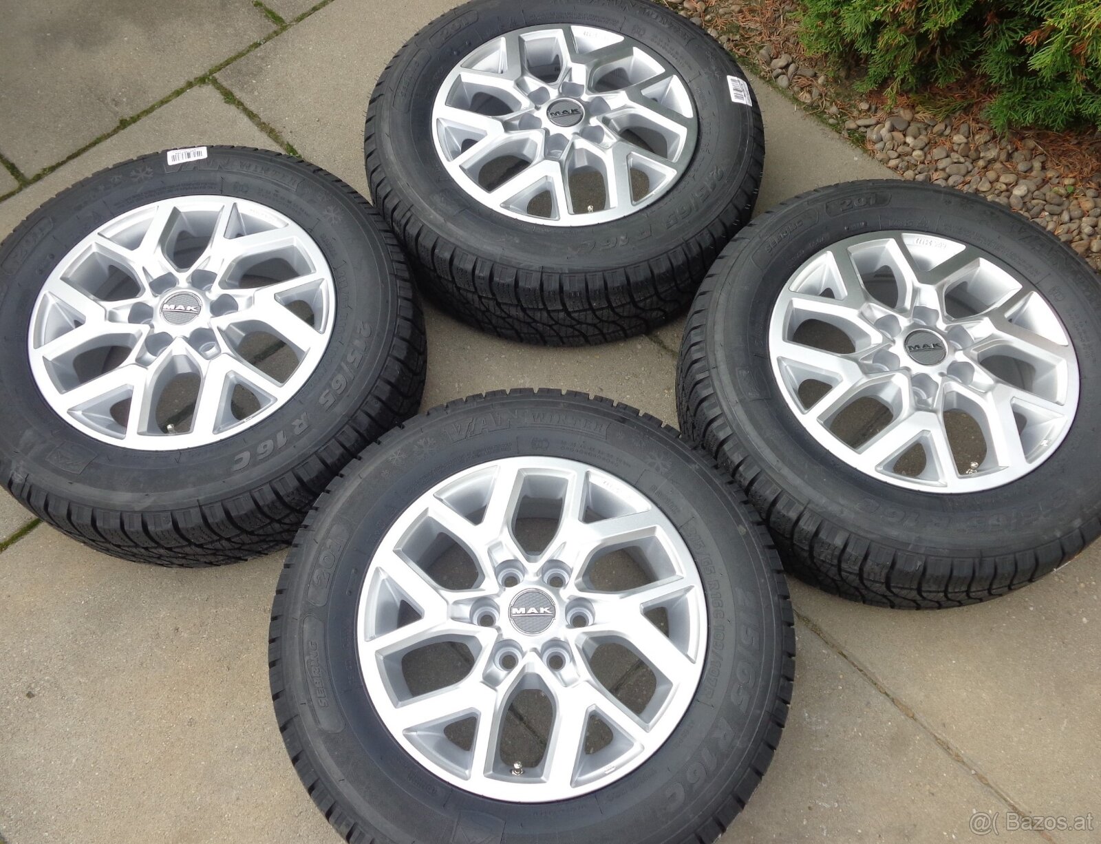 215/65R16C Ford Custom Tourneo / VW Transporter winter