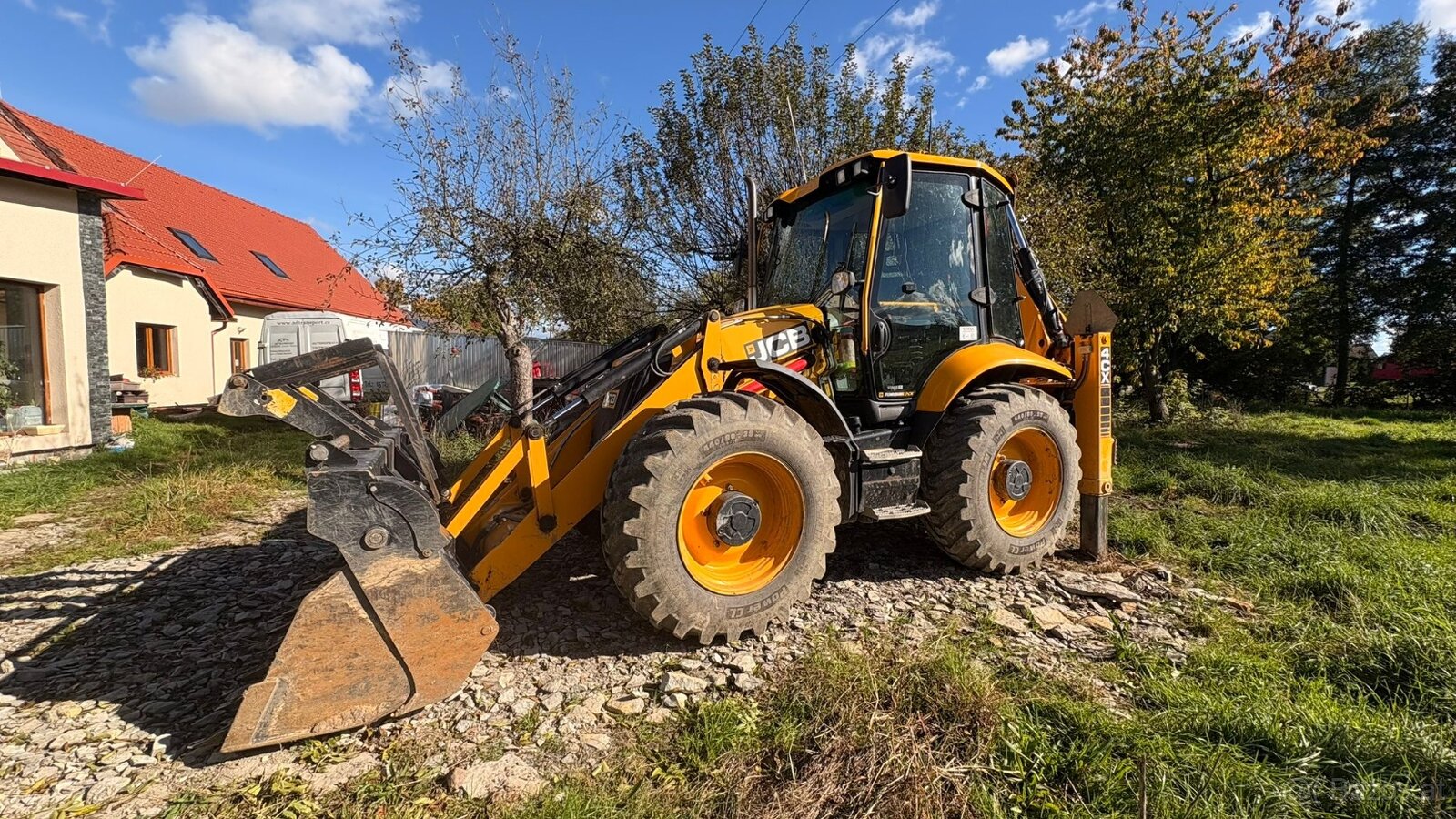 JCB 4CX