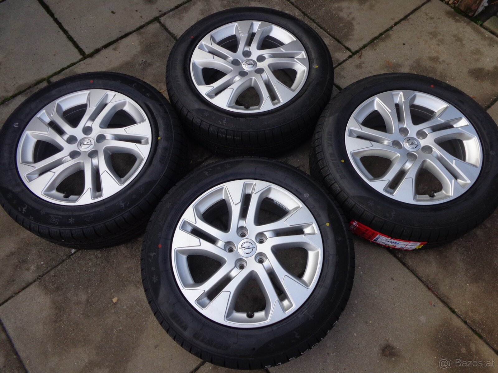215/60R17C Vivaro Traveller Spacetourer Jumpy Winterradsatz