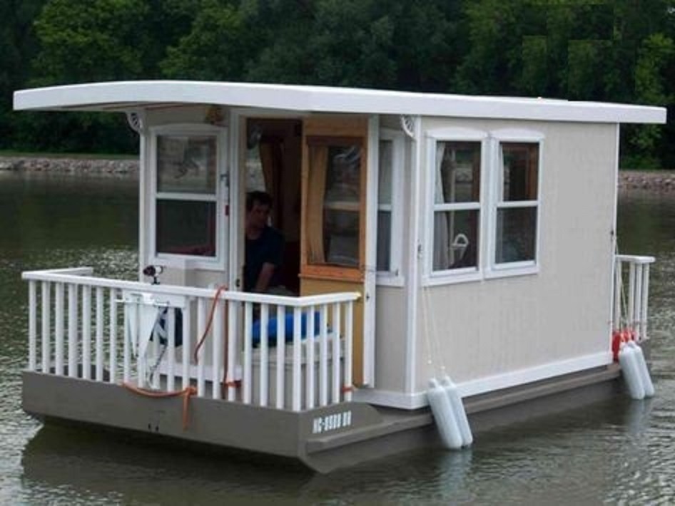 Bauen Sie Ihr Hausboot auf Plastikschwimmern
