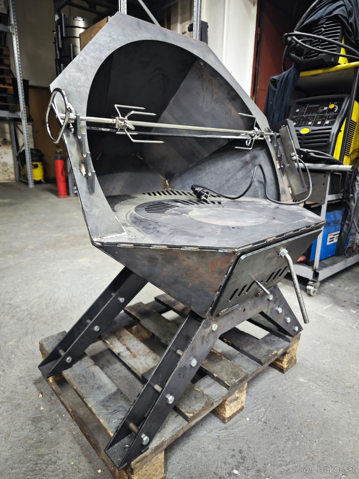 Ich verkaufe einen Gartengrill / Holzofen