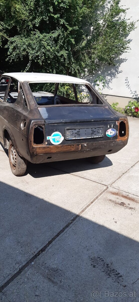 Karoseria Fiat 128 SL Coupe 2 stuck Borgward Lloyd