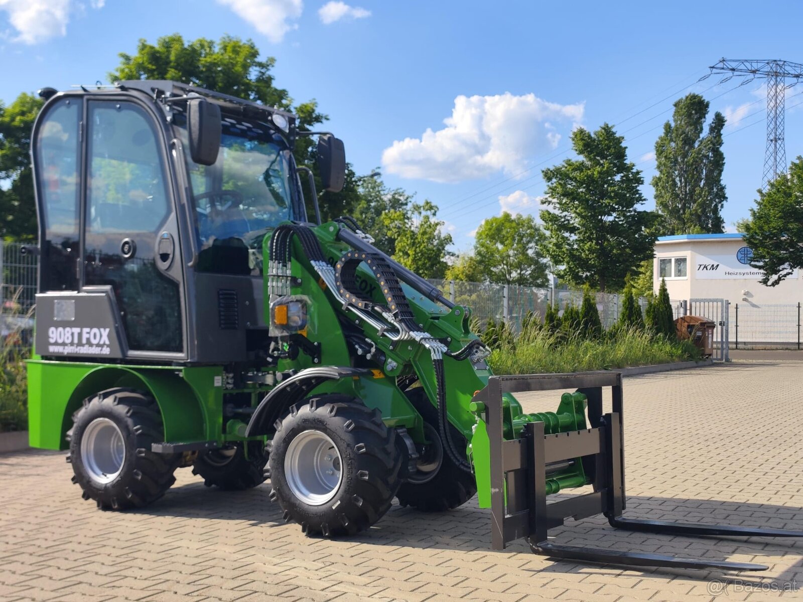 Radlader 908T