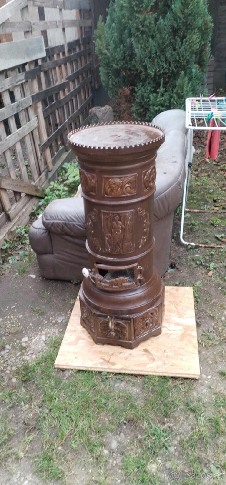 Ručne vyrábané kachle liatinové