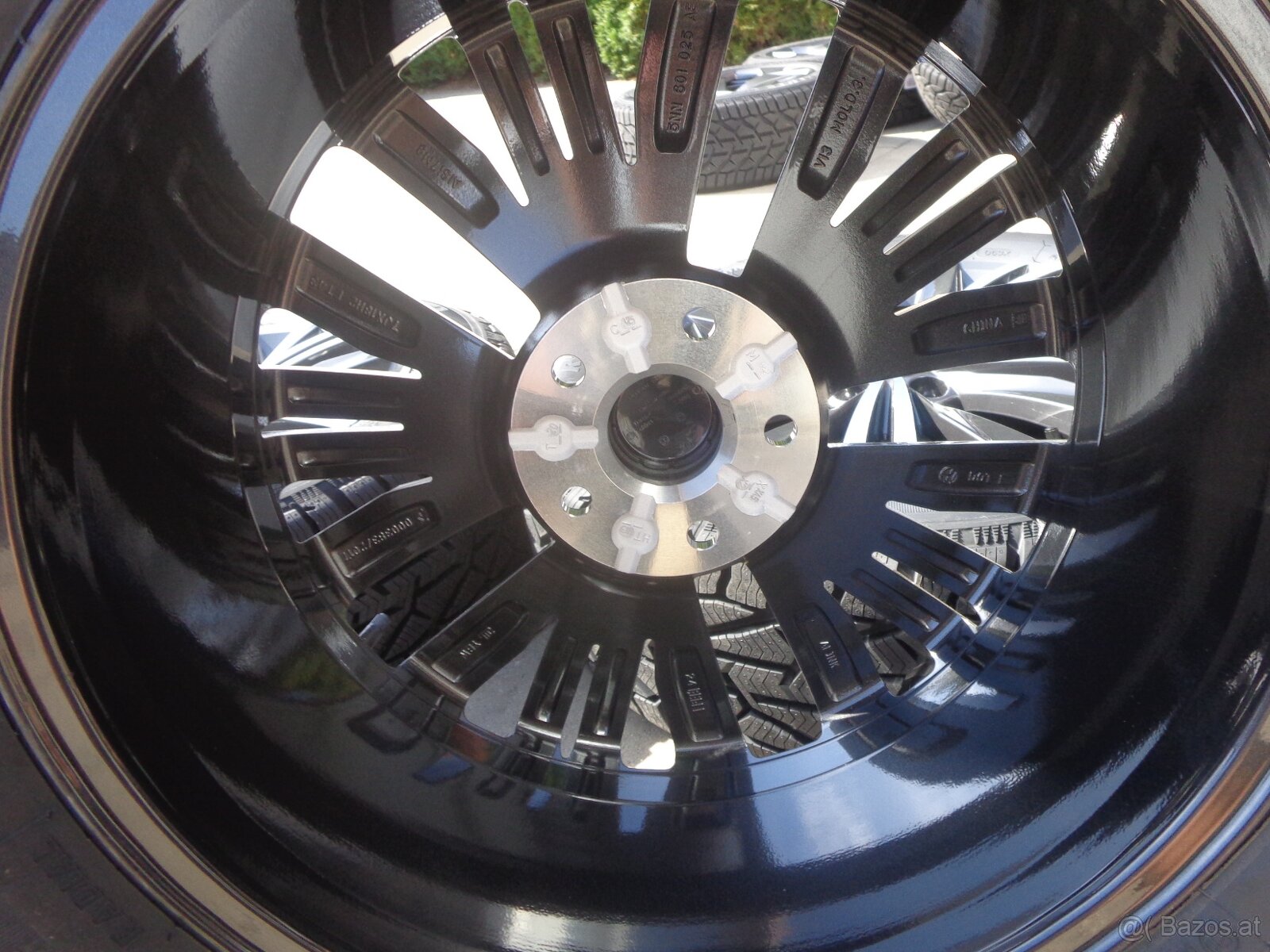 VW Tiguan nagelneue Winterradsatz 235/55R18 - 10