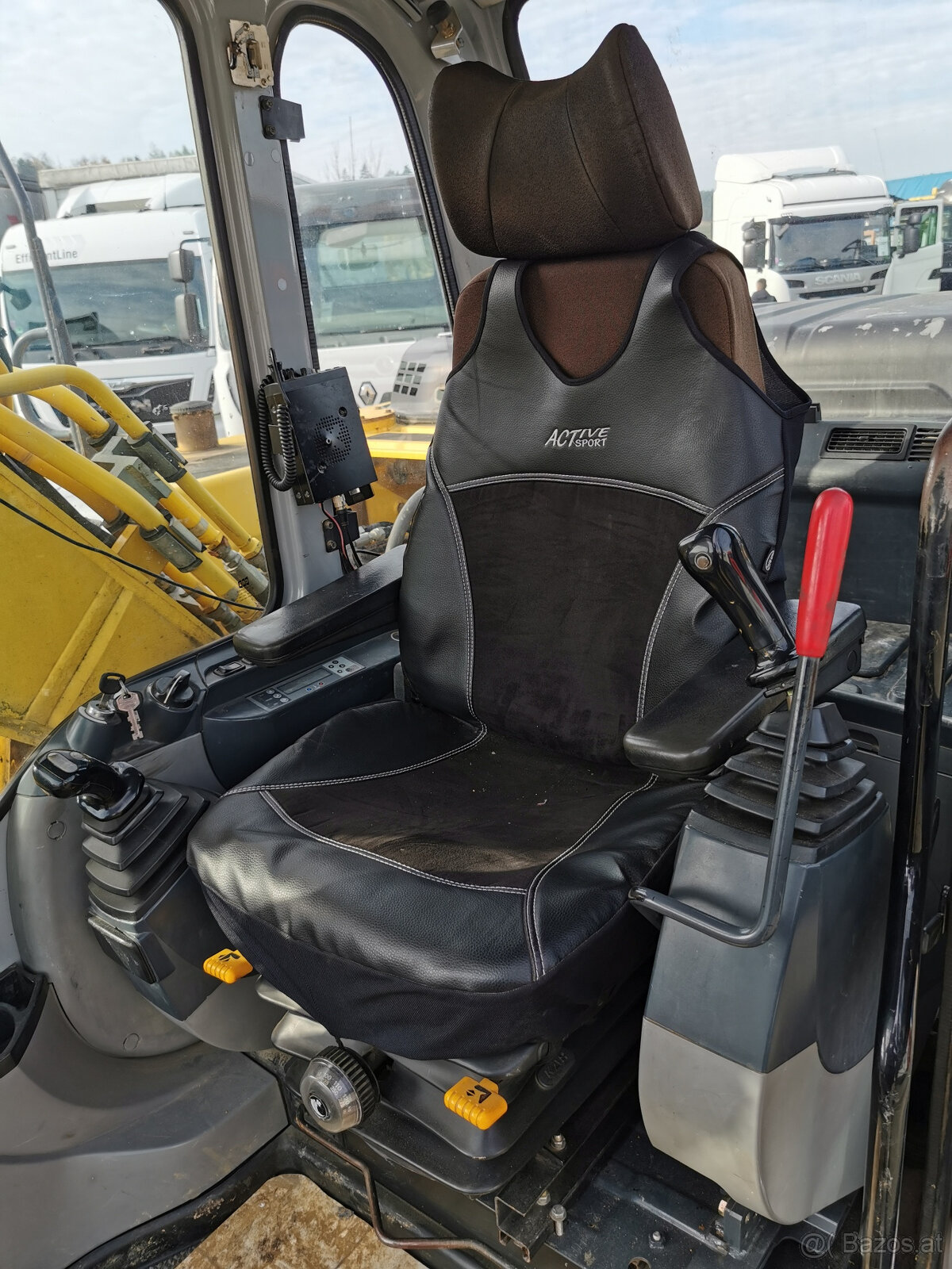 Zu verkaufen NEW HOLLAND T4P E 195 B Raupenbagger - 10