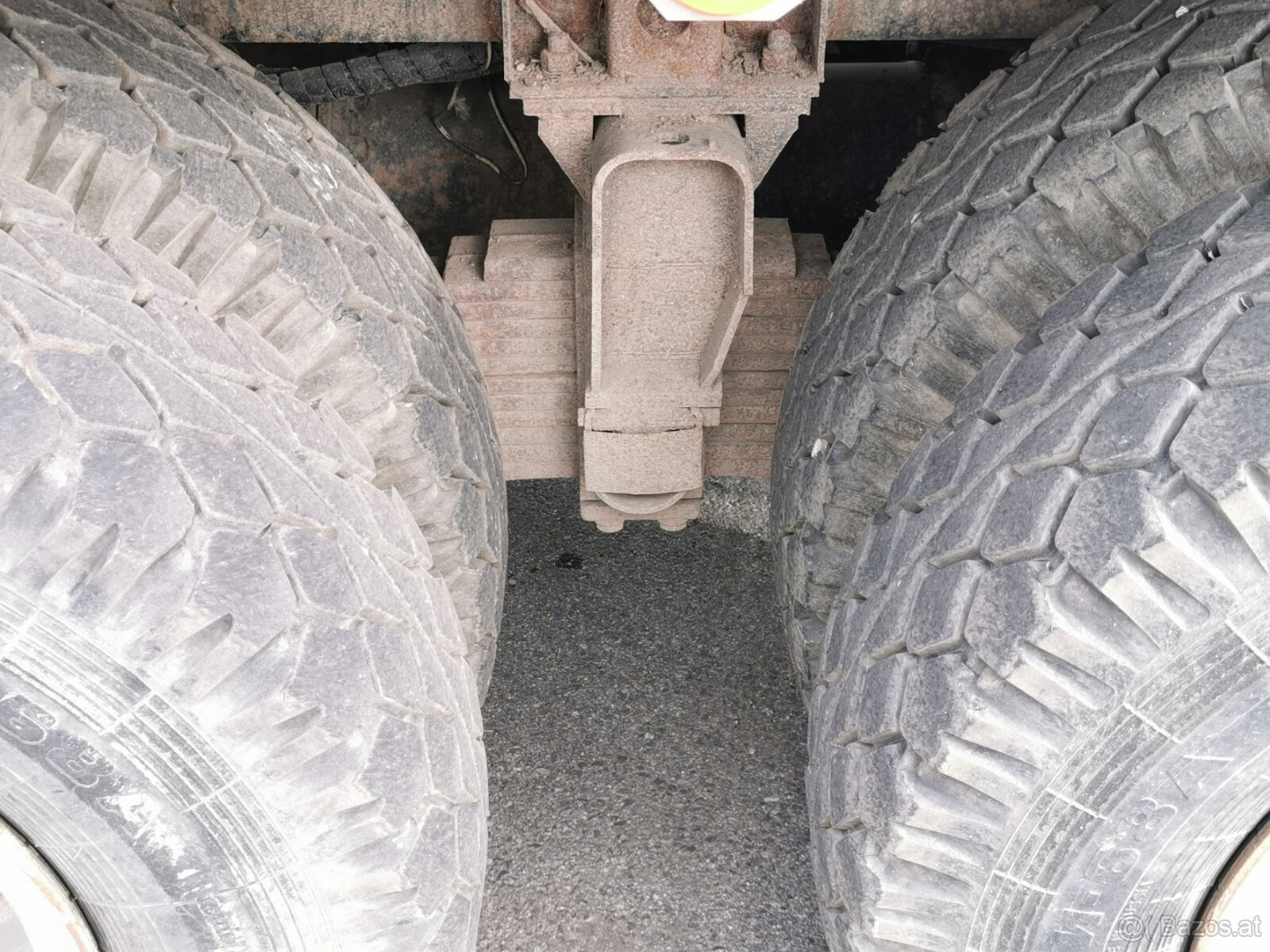 Zu verkaufen LKW TATRA T815 6x6.2 mit hydraulischem Ausleger - 10