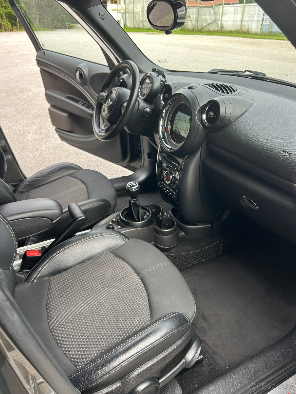 Mini Countryman - 10