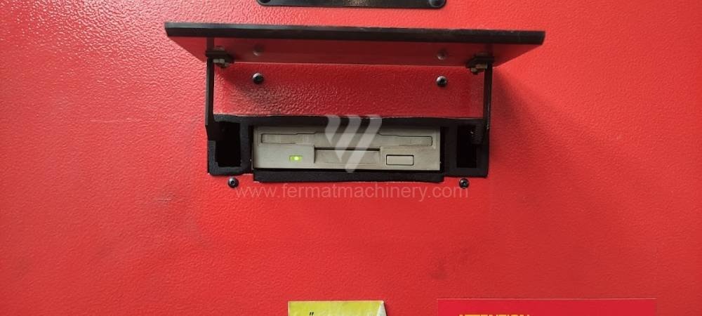 AMADA HFT 80-25 — CNC Abkantpresse, 2001 (241152) - 10