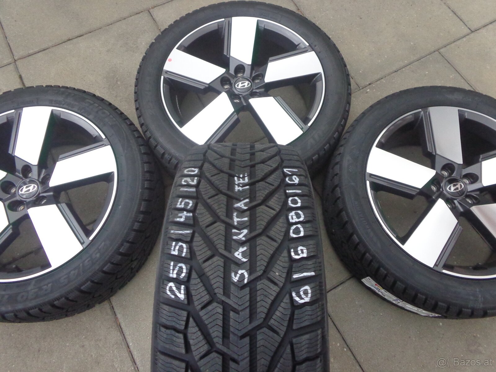 255/45R20 new Hyundai Santa Fe 2025+ Winterradsatz - 10