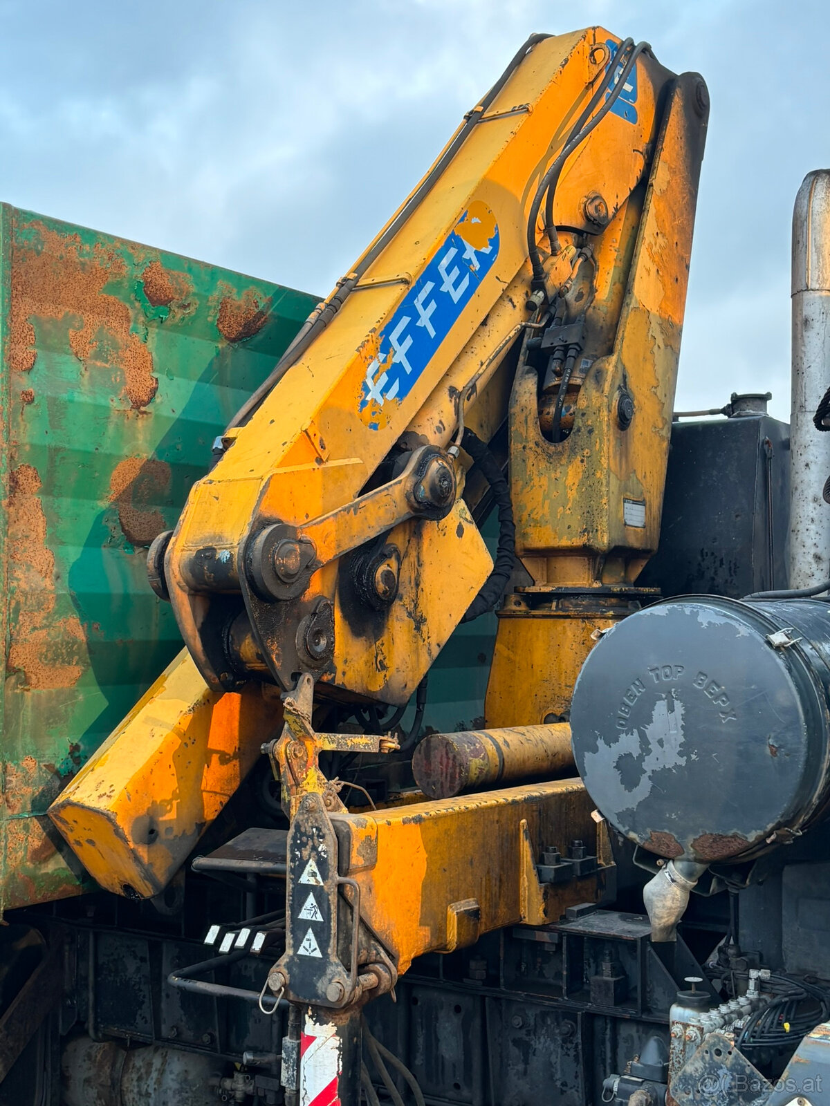 TATRA T815 6x6,2 mit Hydraulikarm - 10