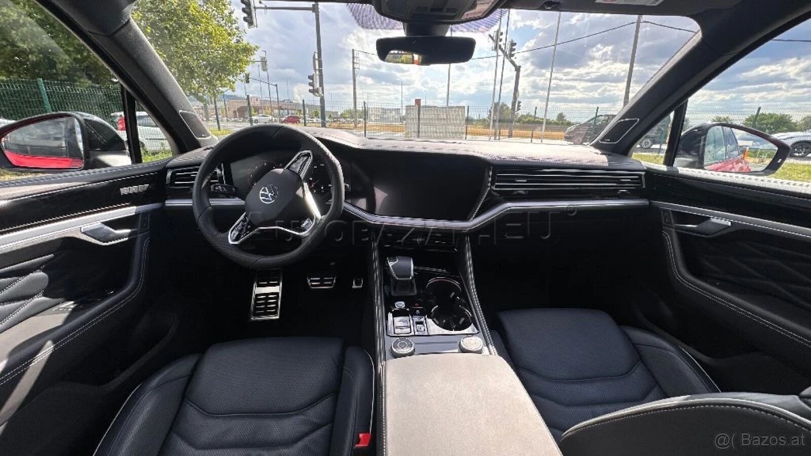 Volkswagen Touareg 3.0 V6 TDI R-Line 4Motion Tiptronic - 10
