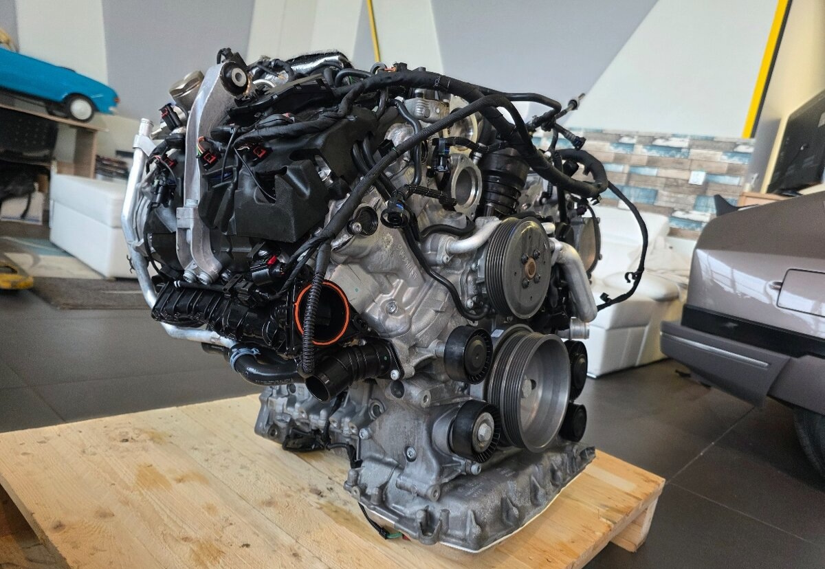MOTOR CWG 3,0 TFSI / DLZ 3,0 TFSI AUDI - 10