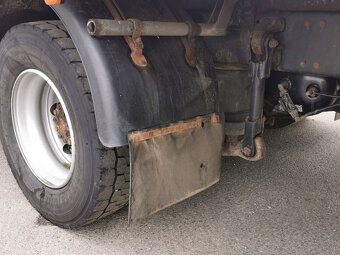 Zu verkaufen MAN LE 12.220 4x2 BL E3 Kastenwagen mit hydraul - 10