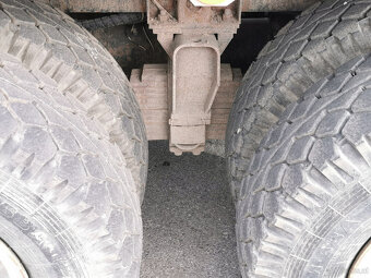 Zu verkaufen LKW TATRA T815 6x6.2 mit hydraulischem Ausleger - 10