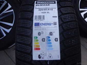 225/55R18 Lexus LBX neue Winterradsatz inkl. RDKS senz. - 10