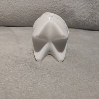 Zahnbürsten- und Hygiene-Ständer - 10