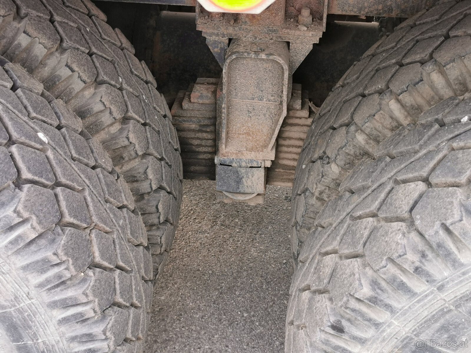 TATRA T815 6x6.2 mit Hydraulikarm - 11