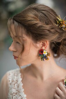 🌸 Einzigartiges Brautkleid mit Blumenstickerei - 11