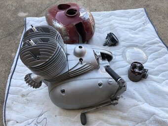 Jawa 250 Pérák FJ (1947) mit Original-Typenschein + Ogar 350 - 11