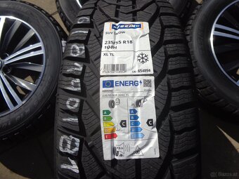VW Tiguan nagelneue Winterradsatz 235/55R18 - 11