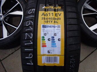 255/40R20 VW Tiguan neue Sommerradsatz - 11