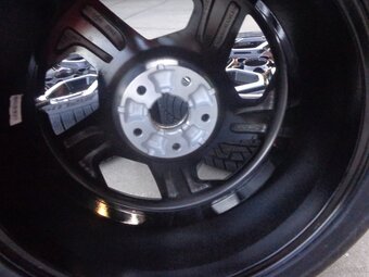 BYD Dolphin neue demo originaler Winterradsatz 205/50R17 - 11