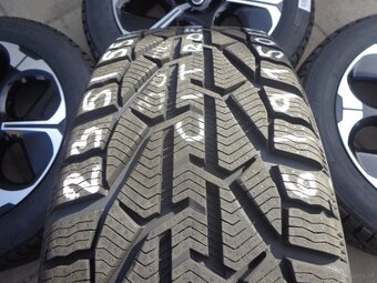 235/55R19 Citroen C5 Aircross / e-C5 Aircross Winterradsatz - 11