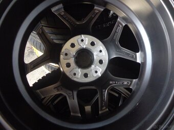 BMW 5.reihe model G60 / G61 neuwertige Winterradsatz 18" - 11