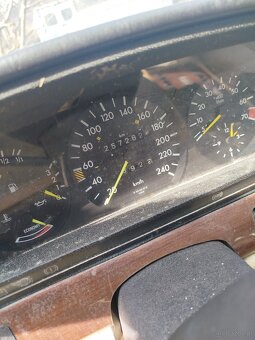 Mercedes Benz 280 SE W126 MANUAL - 11