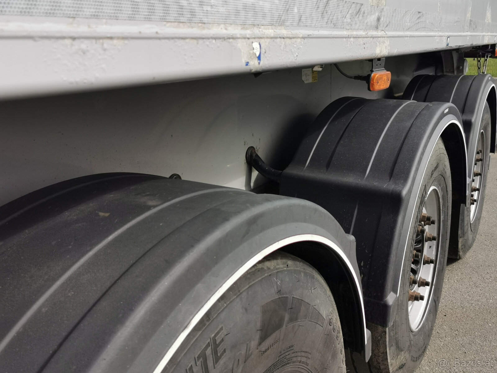 Zu verkaufen STAS S300CX Kippsattelanhänger 50m³ - 12