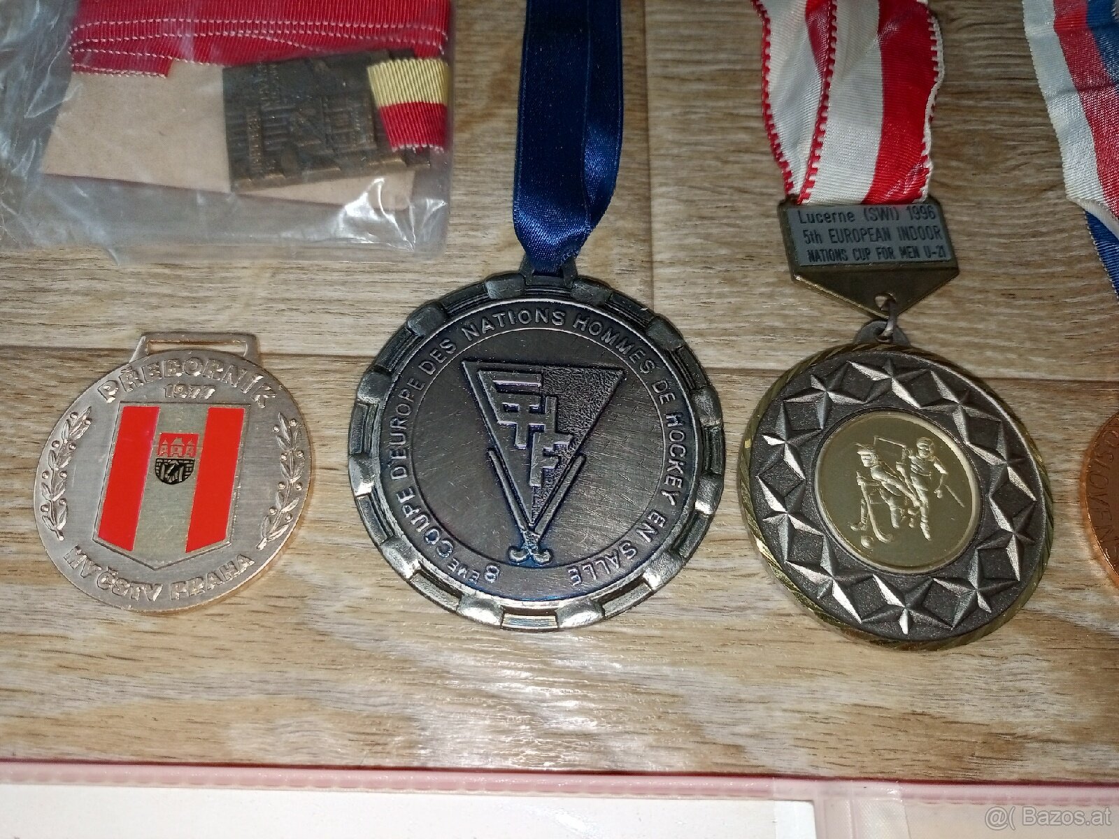 Sammlung von Medaillen der ČSSR – Feld- und Hallenhockey - 12