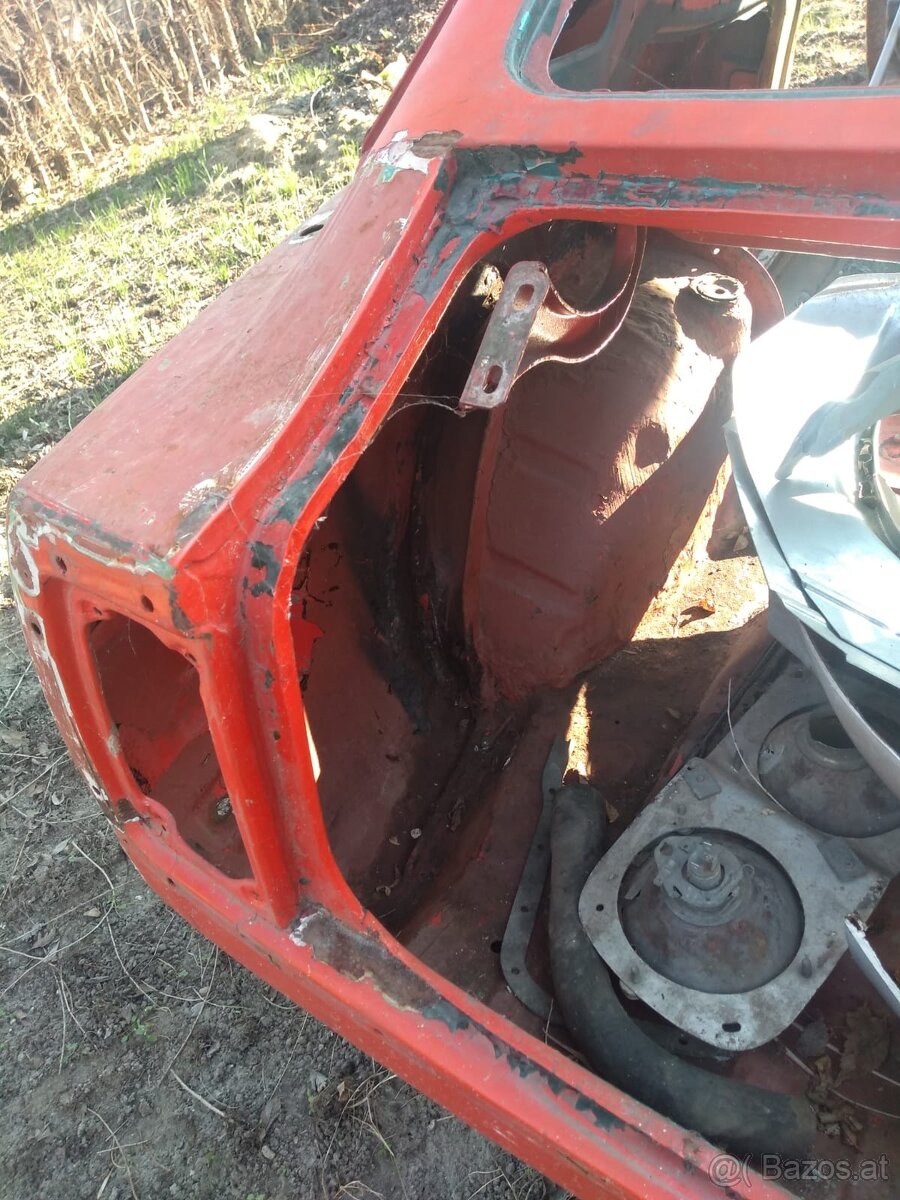Karoseria Fiat 128 SL Coupe 2 stuck Borgward Lloyd - 12