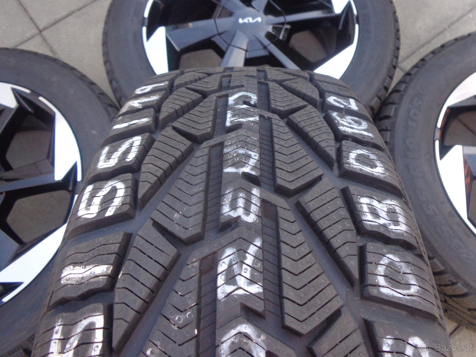 Kia Sorento originaler Winterradsatz 19" inkl. RDKS Senzore - 12