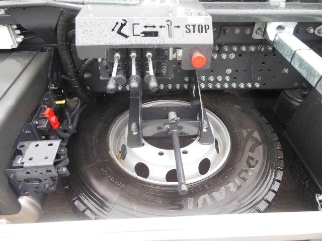 Iveco X-Way AD 280X46 - 12