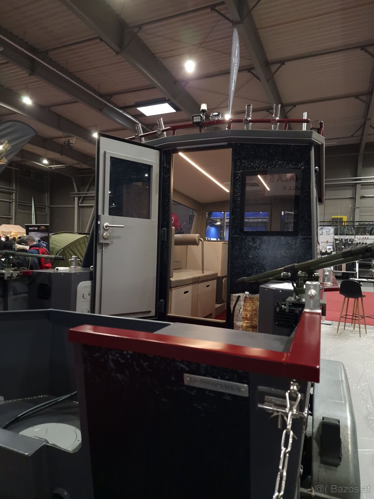 Aluminiumboot mit Kabine 6m – HAMMER 599 PRO neu - 12