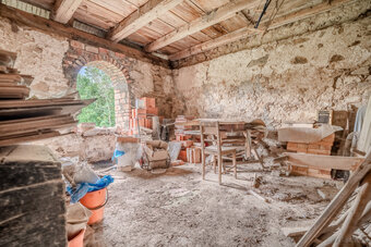 Einfamilienhaus mit großem Grundstück inmitten der Böhmische - 12