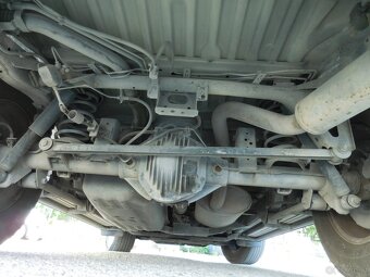 Opel Frontera 2,2 DTi 85kw original lack,ohne rost - 12