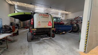 Claas variant 360 balíkovač lis na guľaté baliky - 12