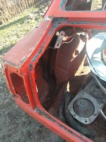 Karoseria Fiat 128 SL Coupe 2 stuck Borgward Lloyd - 12
