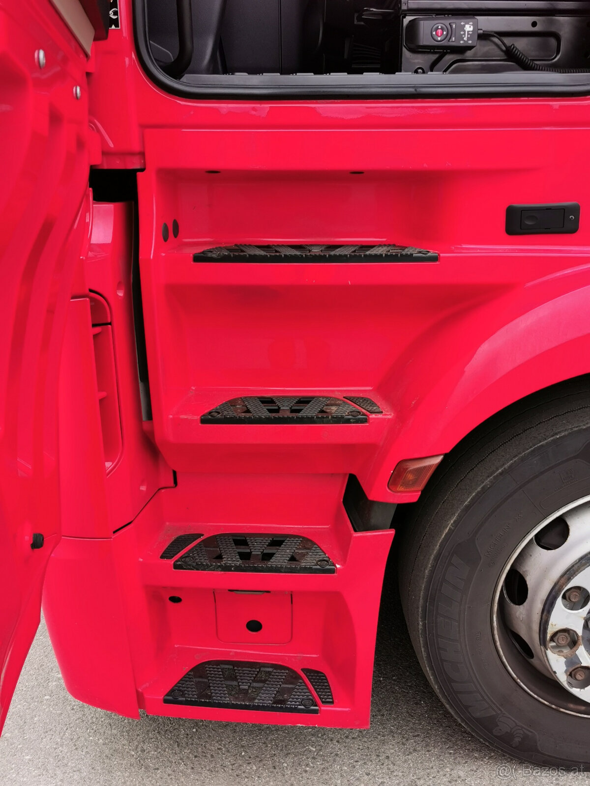 Zu verkaufen Sattelzugmaschine MERCEDES-BENZ ACTROS 1845 E6 - 13