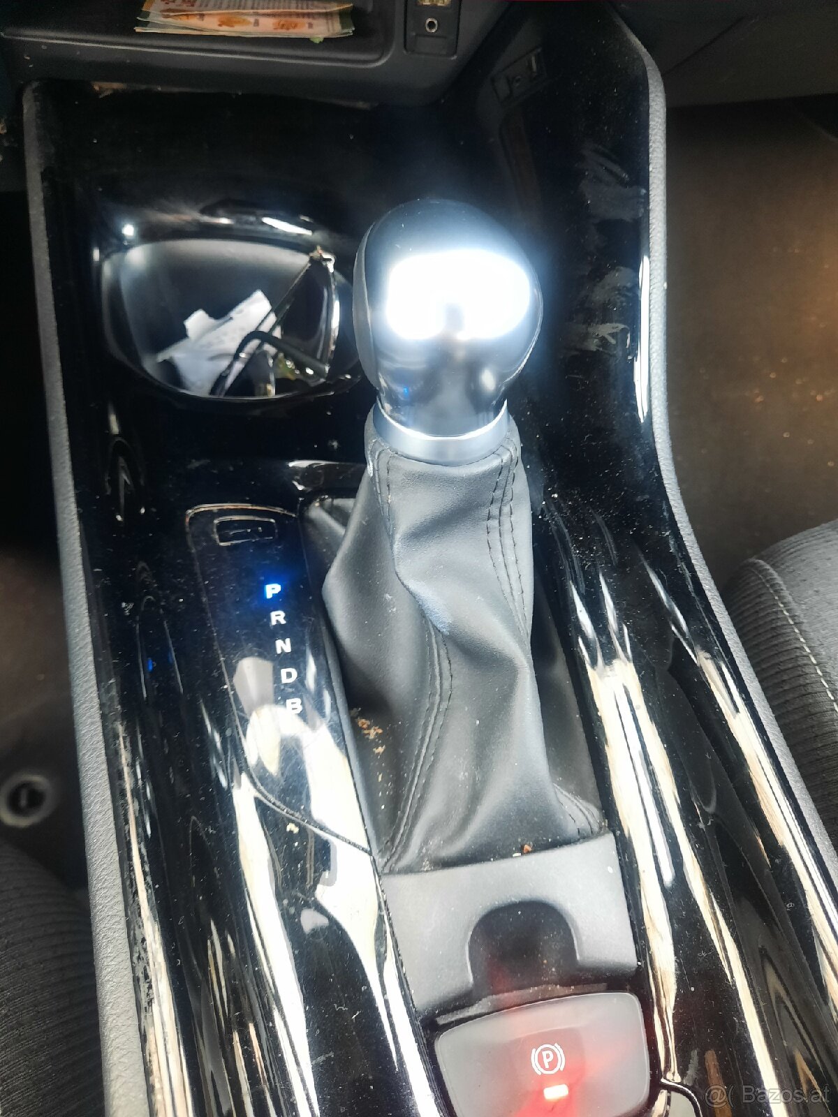 Toyota C-HR 1.8 - 13