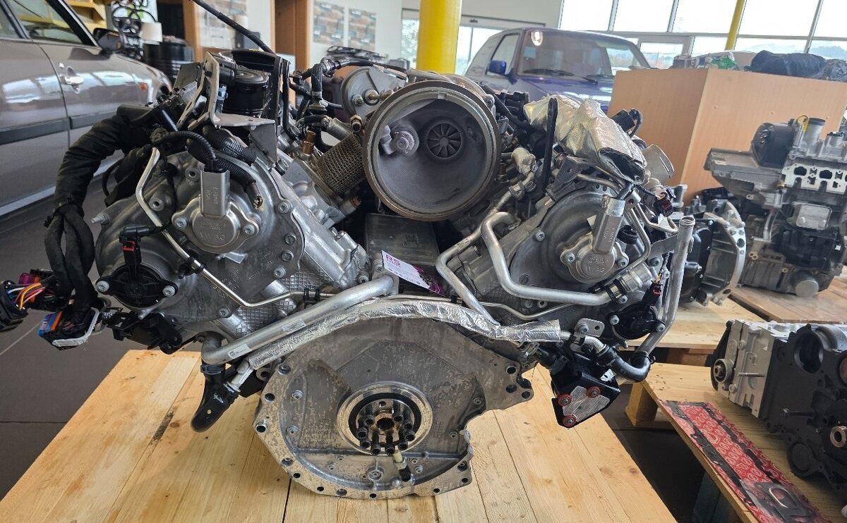 MOTOR CWG 3,0 TFSI / DLZ 3,0 TFSI AUDI - 13