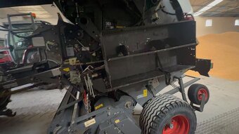 Claas variant 360 balíkovač lis na guľaté baliky - 13